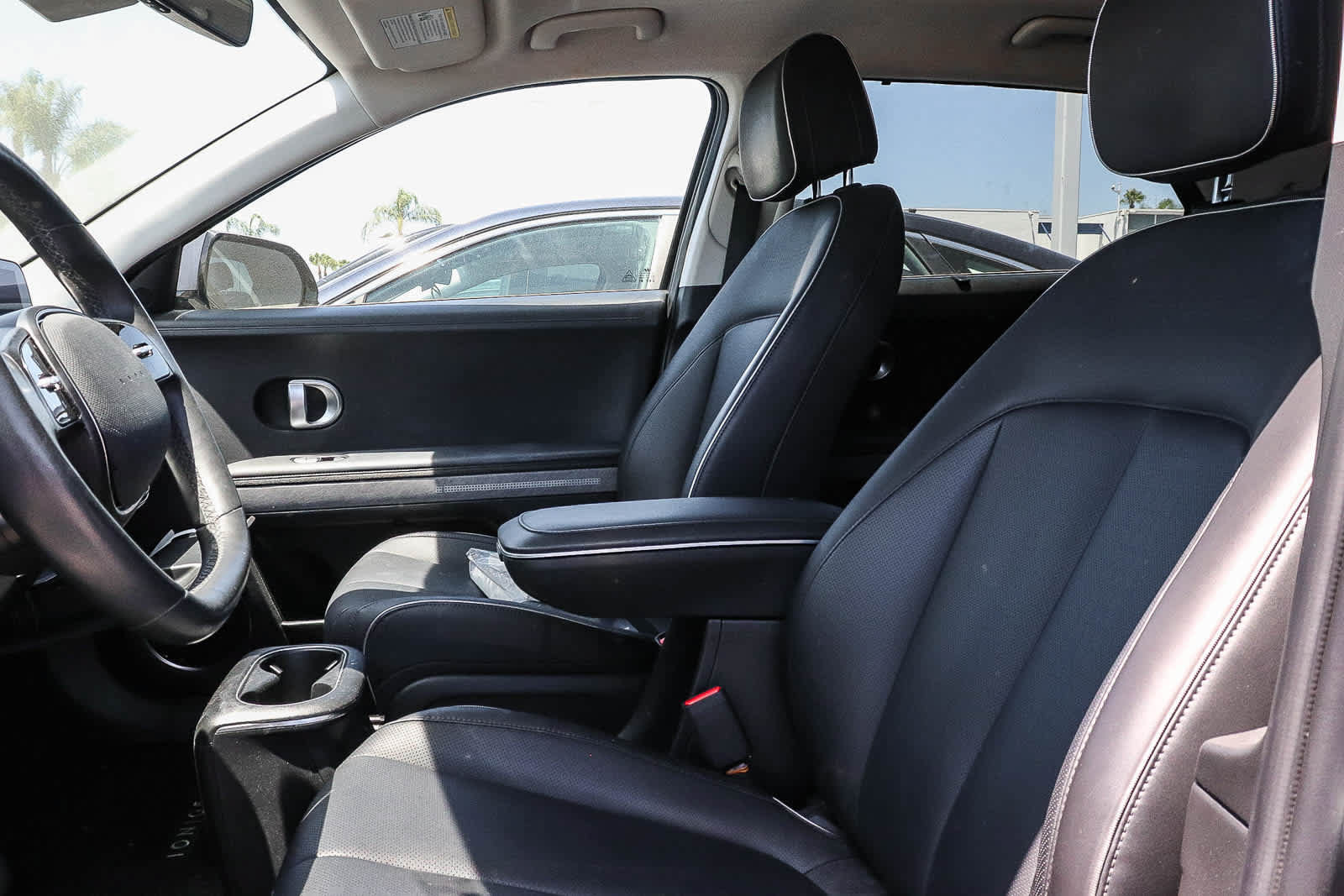 Used 2023 Hyundai Ioniq 5 Limited AWD/4WD image 26