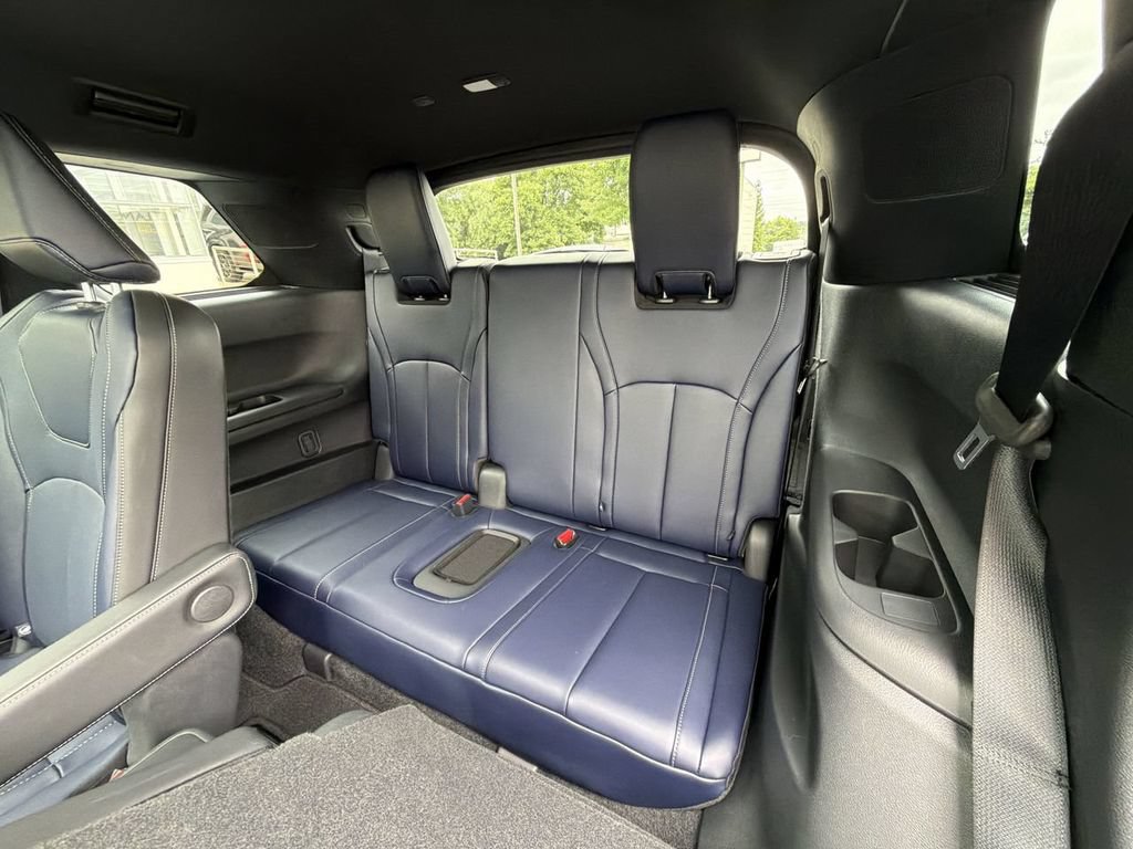Certified 2026 INFINITI QX60 Sport w/ Dark Cargo Package AWD/4WD image 24