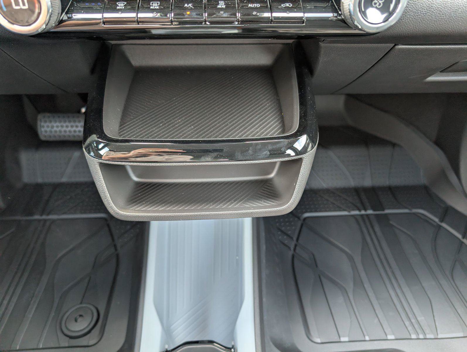 New 2027 Chevrolet Bolt RS w/ LPO, All-Weather Package FWD image 22