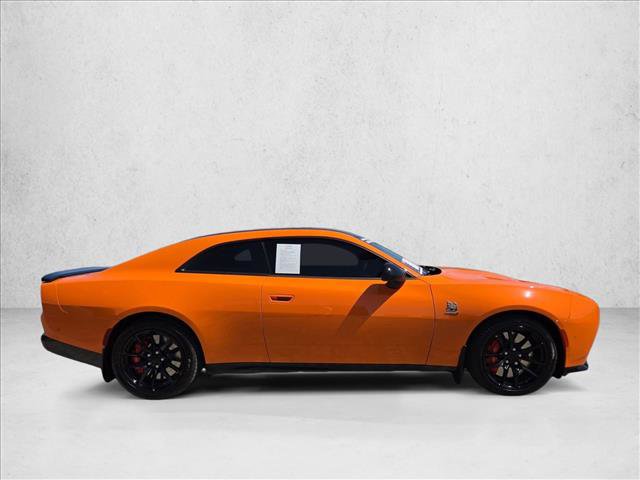 Used 2025 Dodge Charger Daytona Scat Pack w/ Track Pack AWD/4WD image 30