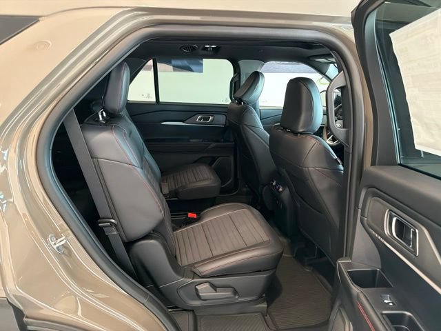 New 2026 Ford Explorer ST-Line w/ ST-Line Street Pack AWD/4WD image 19