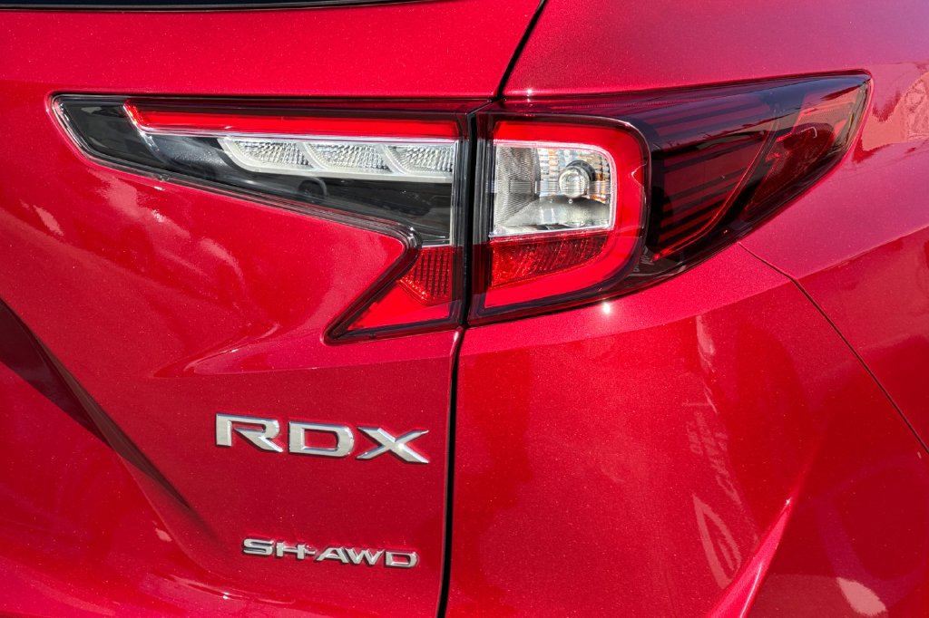 Certified 2024 Acura RDX w/ Advance Package AWD/4WD image 36