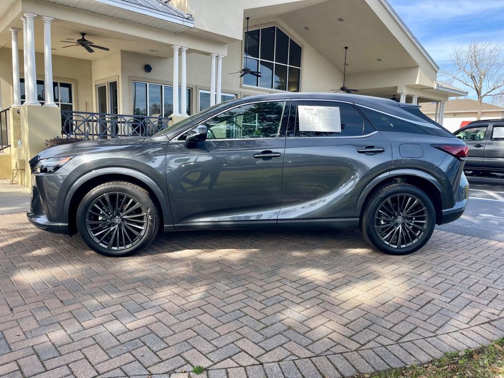 Used 2025 Lexus RX 350 Premium image 2