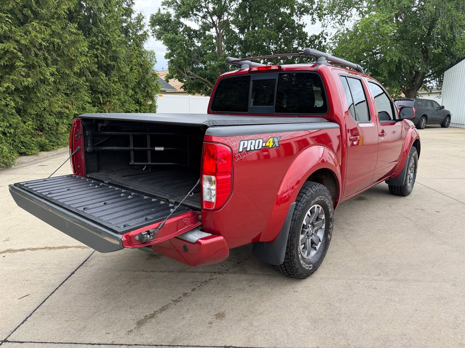 Used 2016 Nissan Frontier PRO-4X w/ Pro-4x Luxury Package AWD/4WD image 32