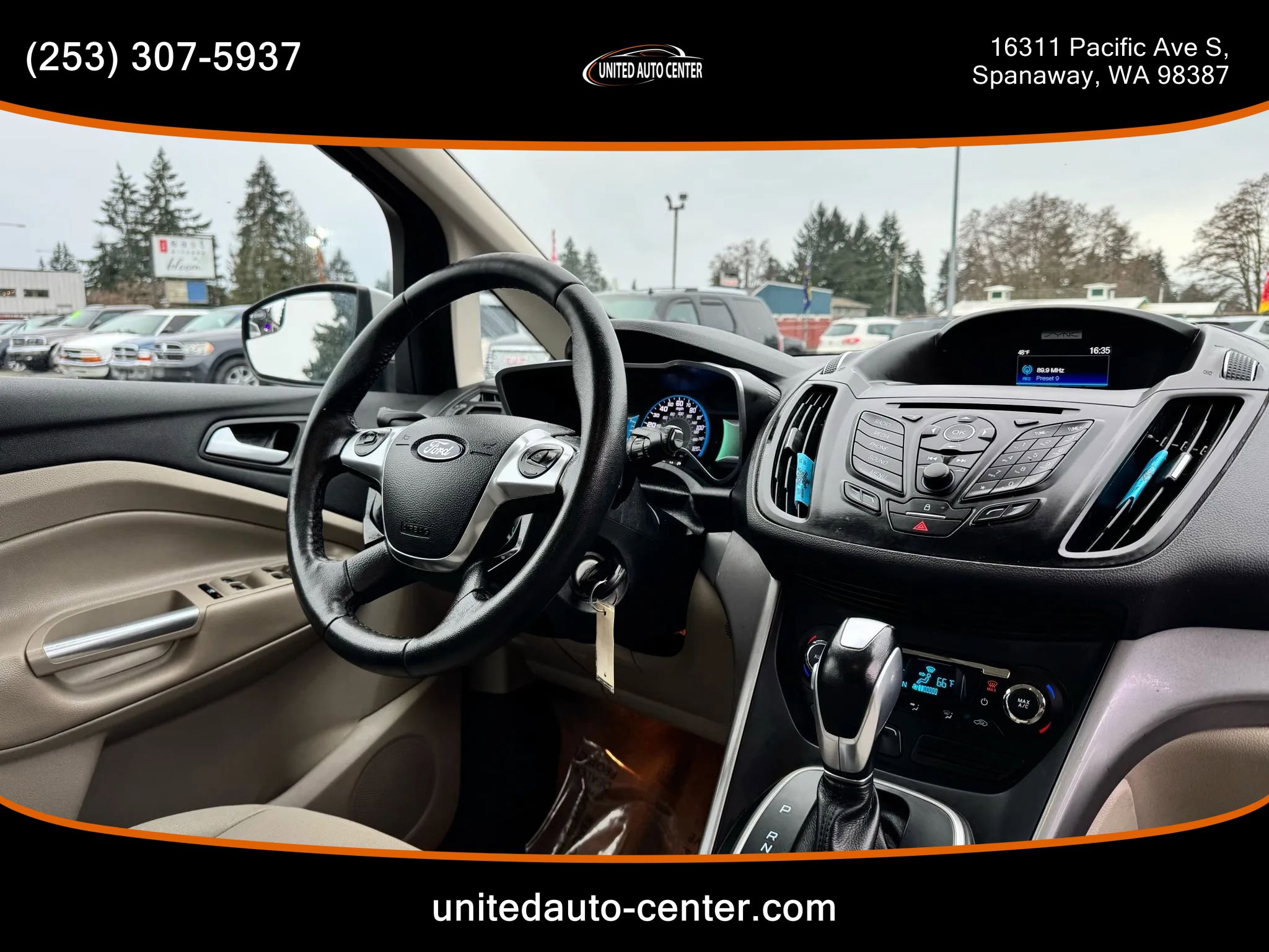 Used 2015 Ford C-MAX SE image 11