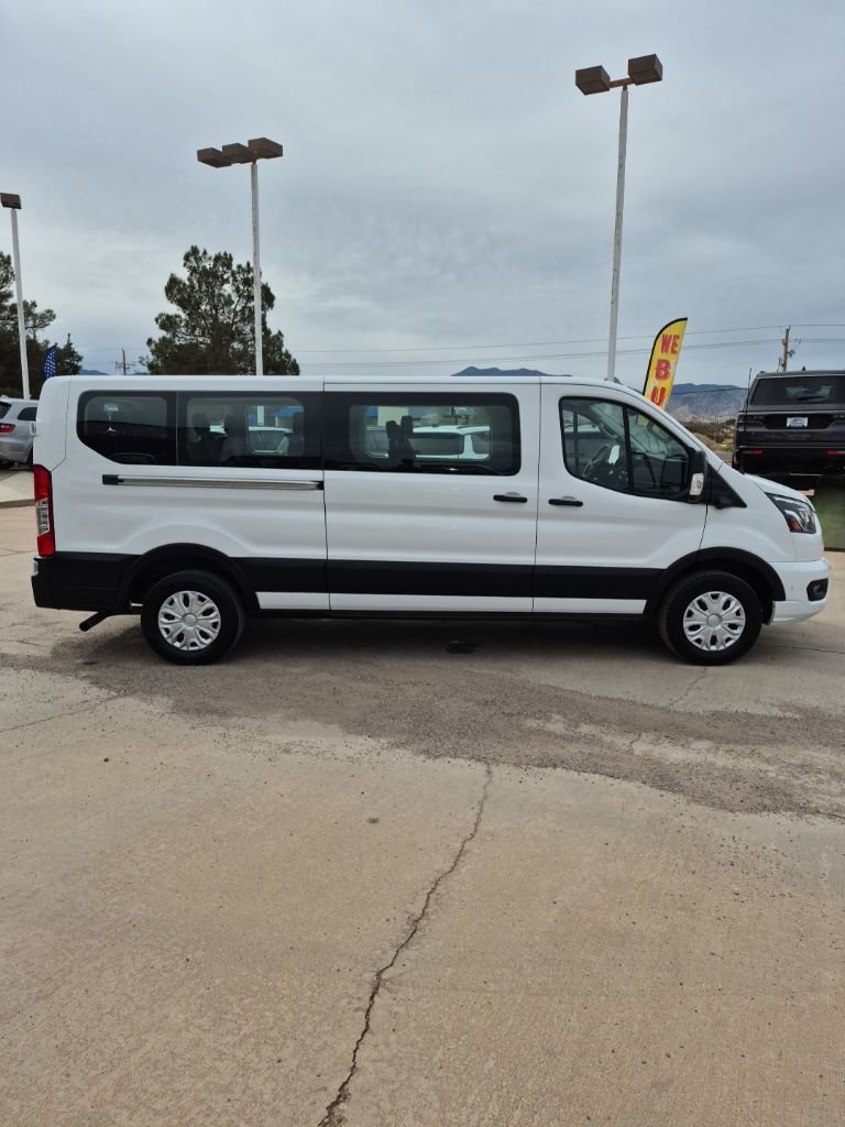 Used 2023 Ford Transit 350 XLT RWD image 4