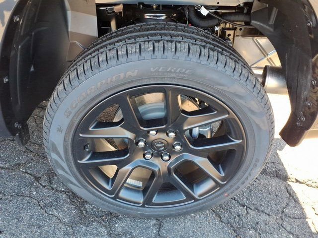 New 2026 RAM 1500 Laramie w/ Night Edition AWD/4WD image 4
