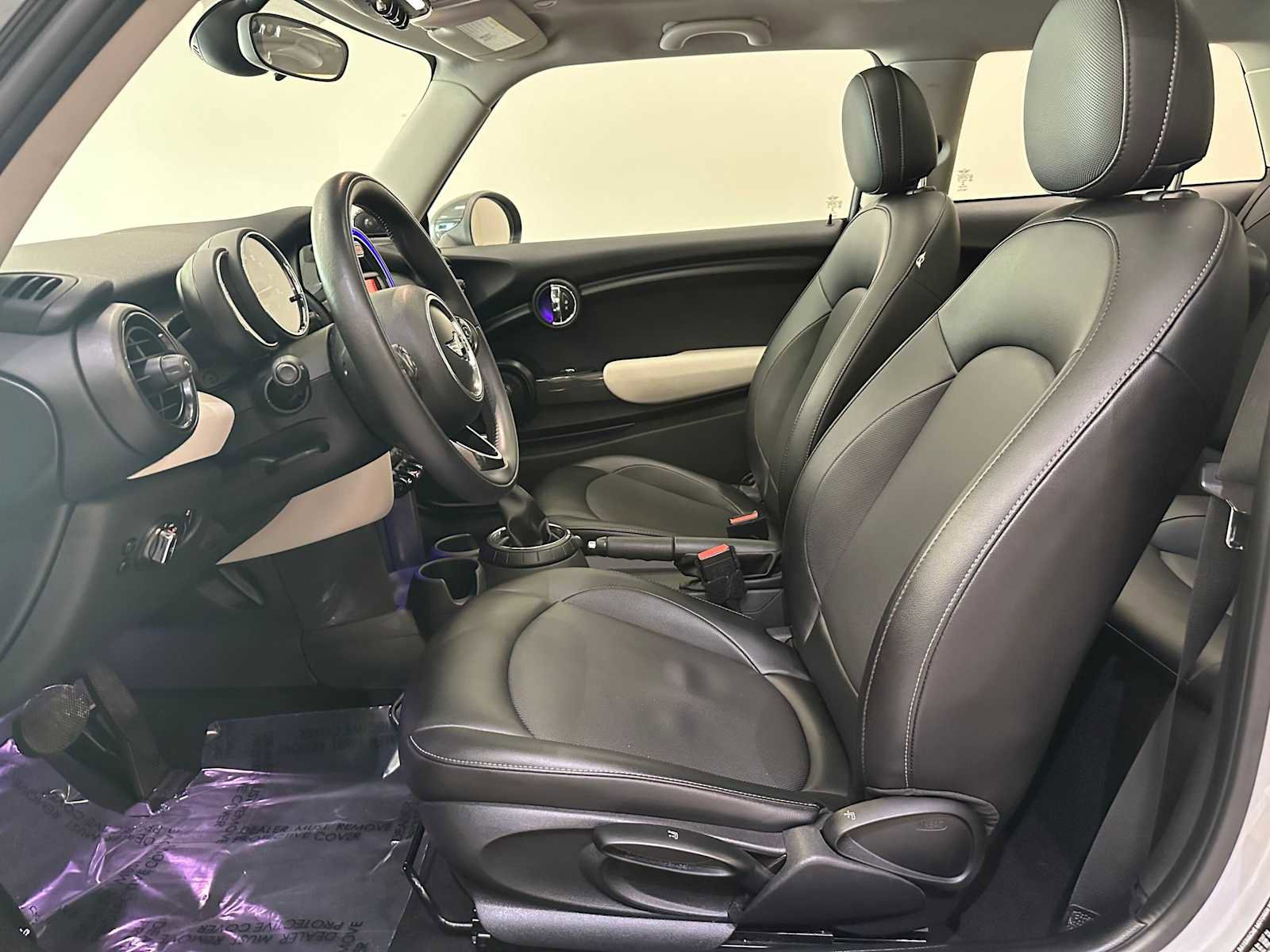 Used 2014 MINI Cooper 2-Door Hardtop image 21