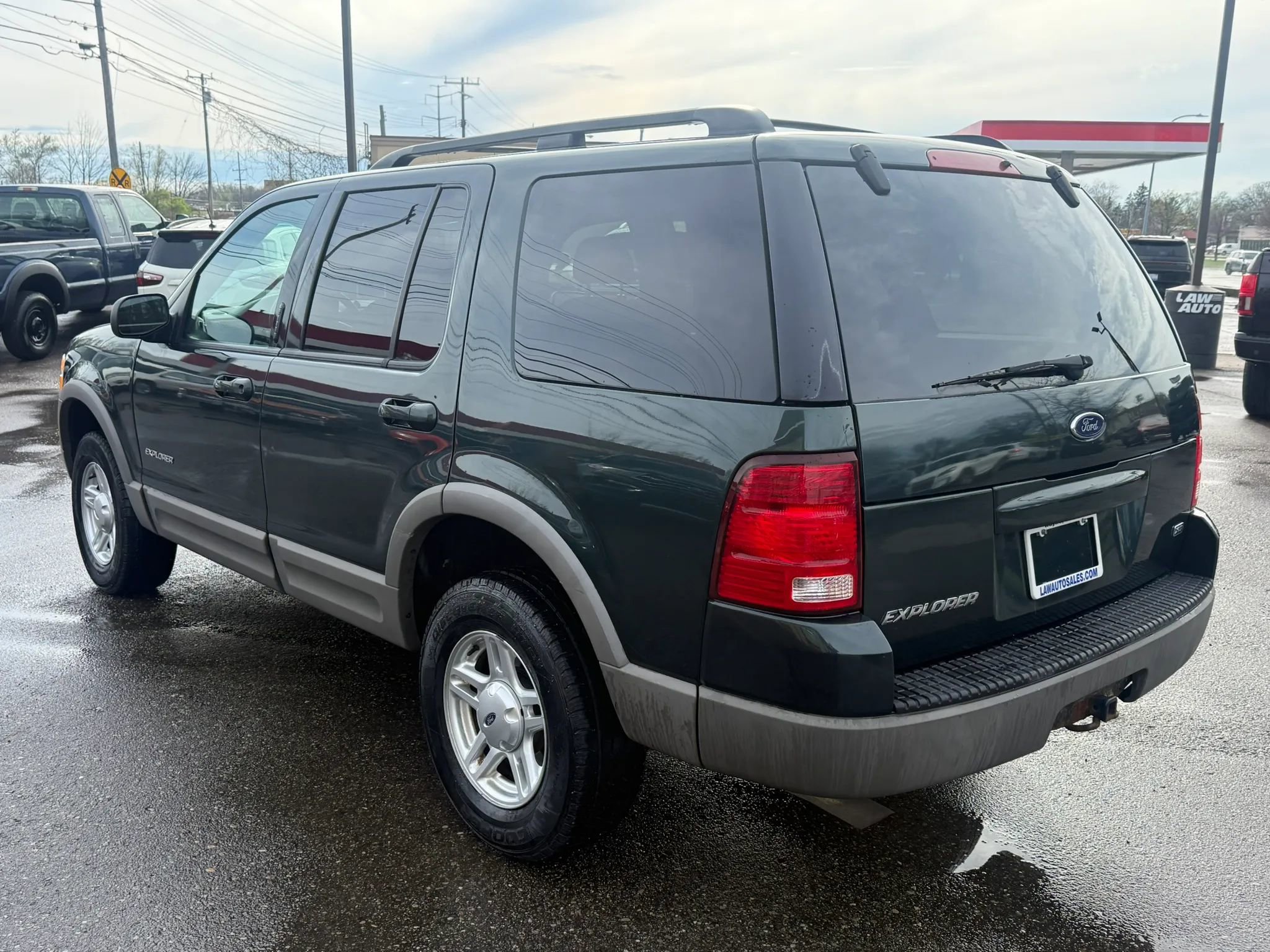 Used 2002 Ford Explorer XLT image 7