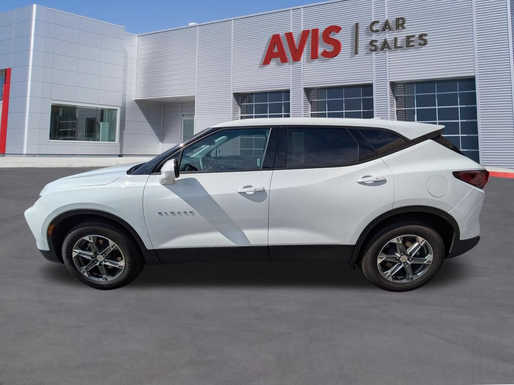 Used 2025 Chevrolet Blazer LT FWD image 10