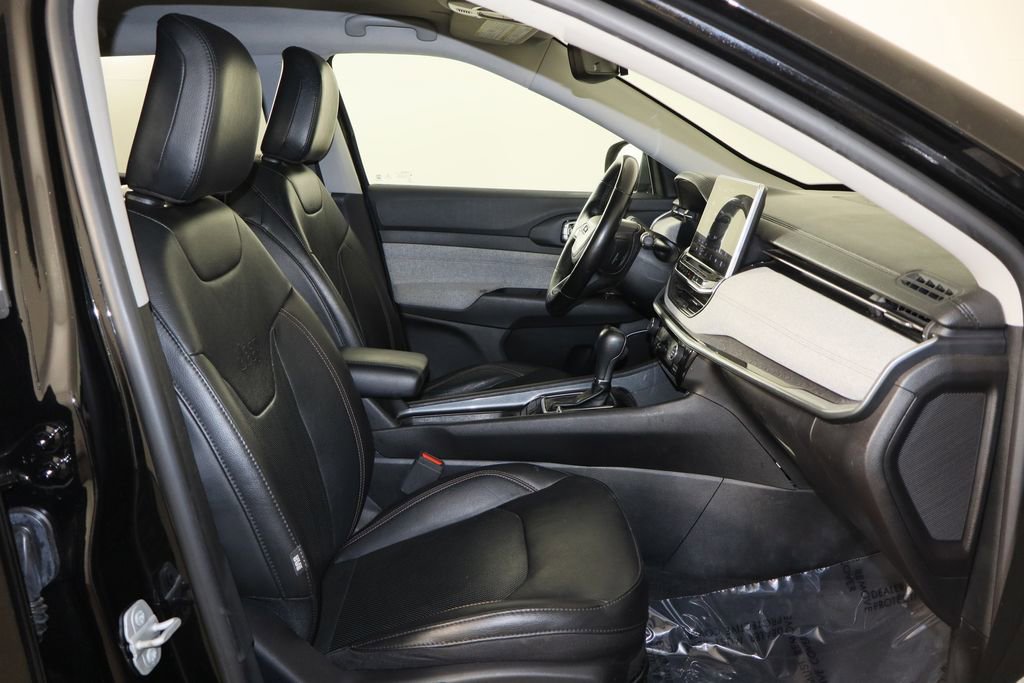 Used 2022 Jeep Compass Latitude image 19