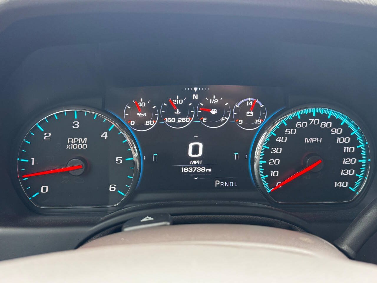 Used 2018 Chevrolet Tahoe Premier AWD/4WD image 15