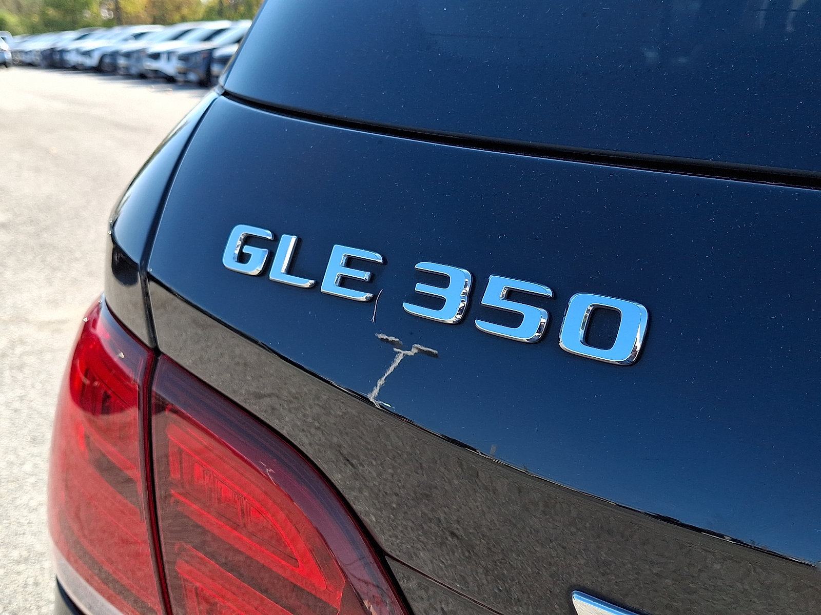 Used 2018 Mercedes-Benz GLE 350 4MATIC image 32