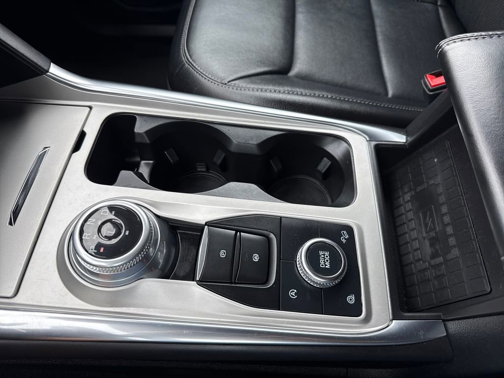 Used 2023 Ford Explorer Limited w/ Equipment Group 301A image 23