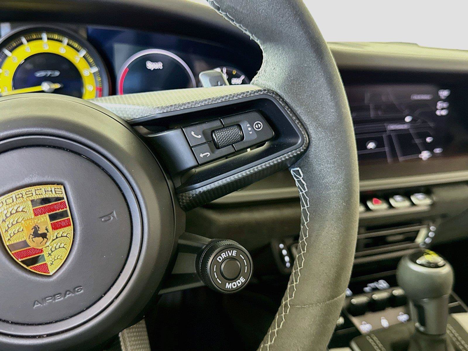 Used 2022 Porsche 911 GT3 RWD image 24
