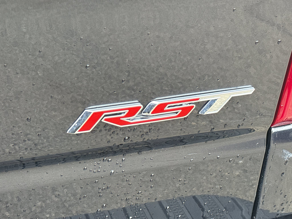 Used 2022 Chevrolet Silverado 1500 RST image 9