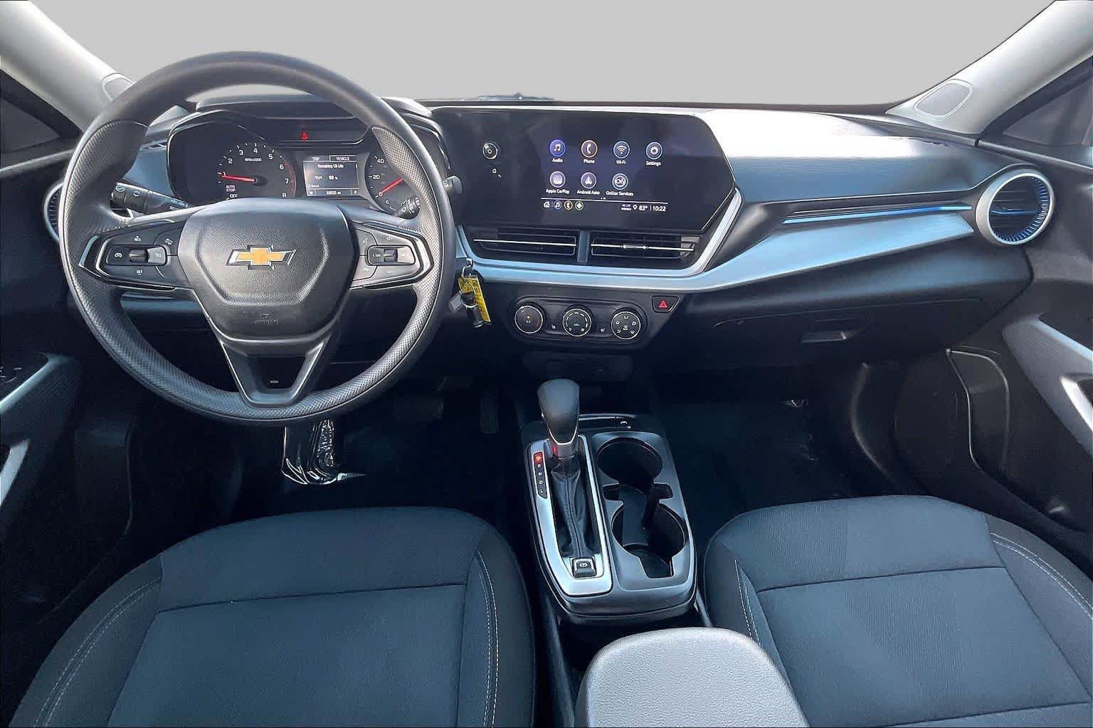 Used 2024 Chevrolet Trax LS w/ LS Convenience Package FWD image 14