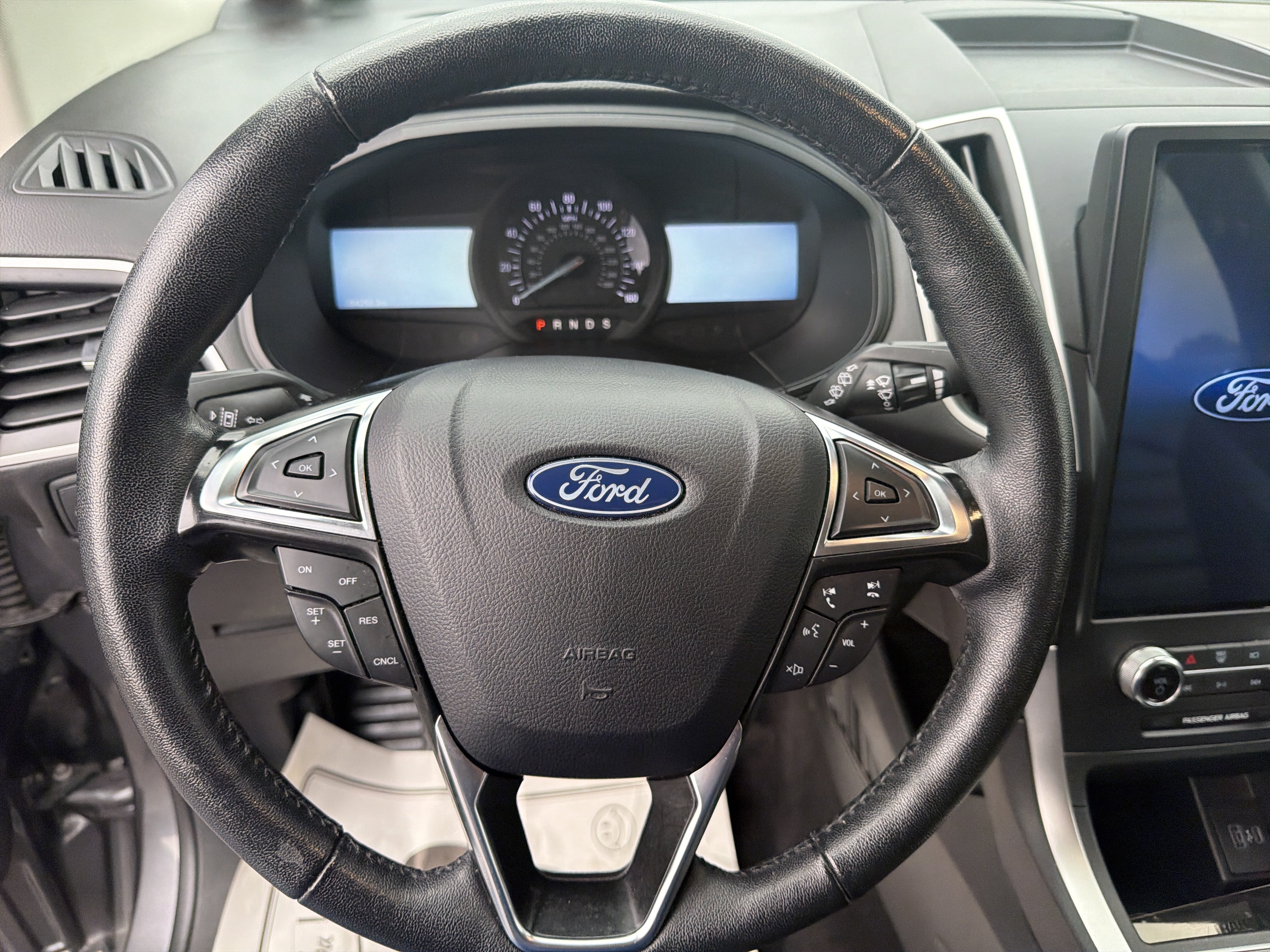 Used 2024 Ford Edge SEL AWD/4WD image 17