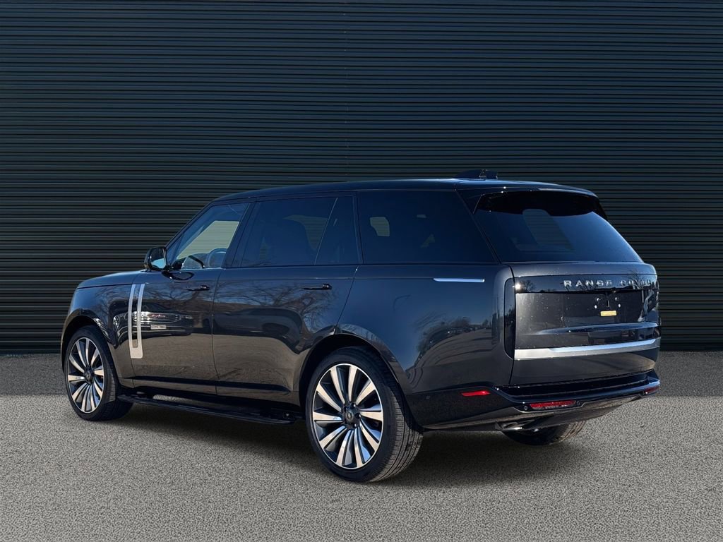 New 2025 Land Rover Range Rover SV image 8