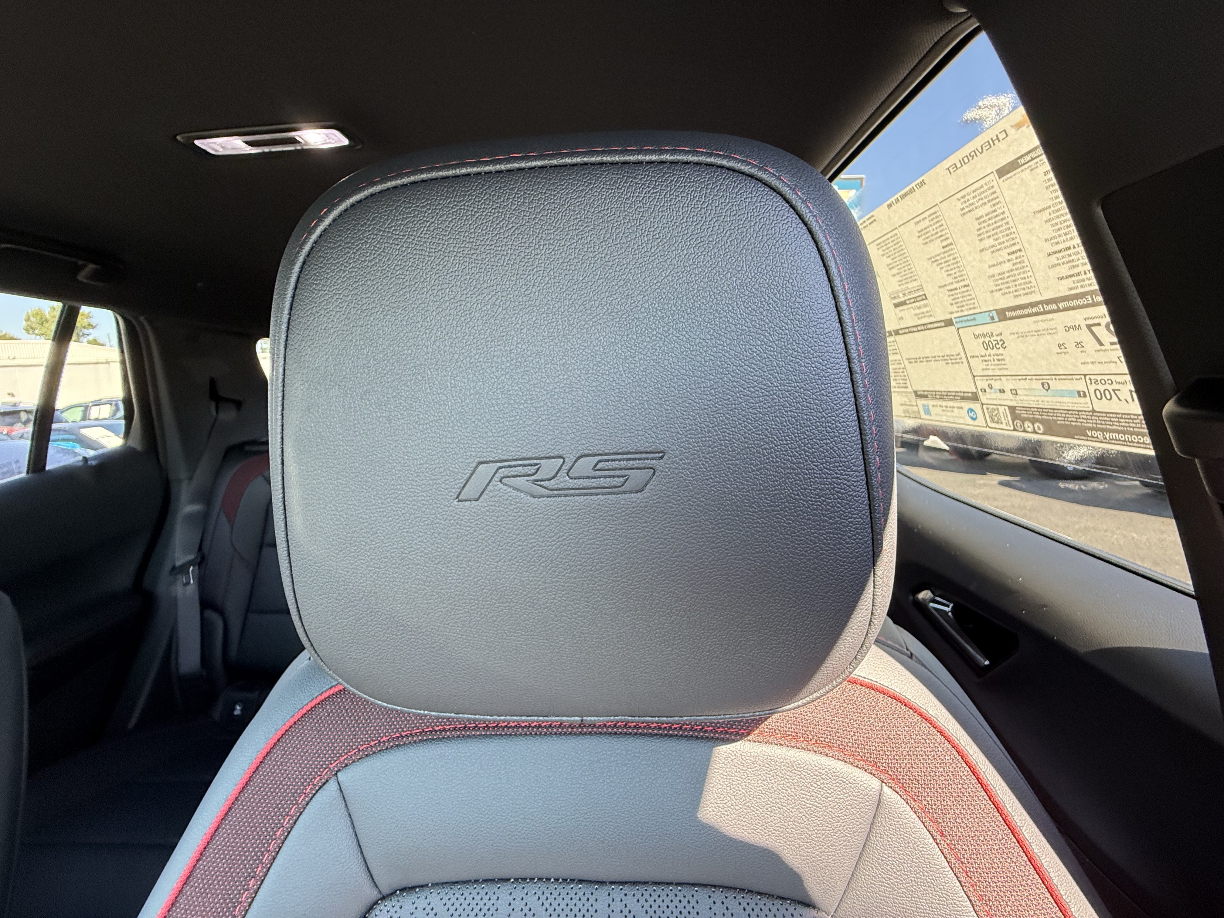 New 2027 Chevrolet Equinox RS w/ LPO, Floor Liner Package FWD image 17