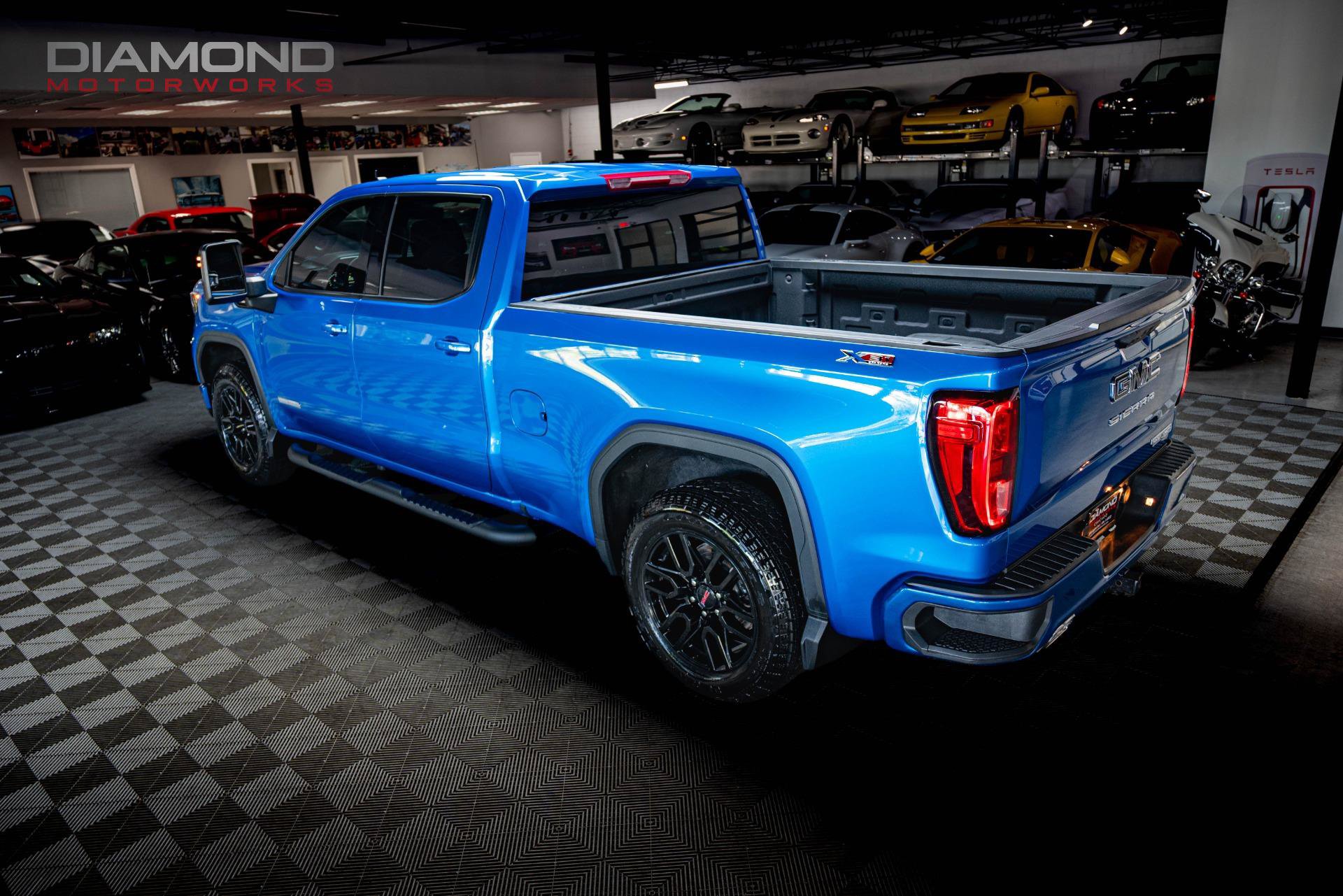 Used 2024 GMC Sierra 1500 Elevation AWD/4WD image 4