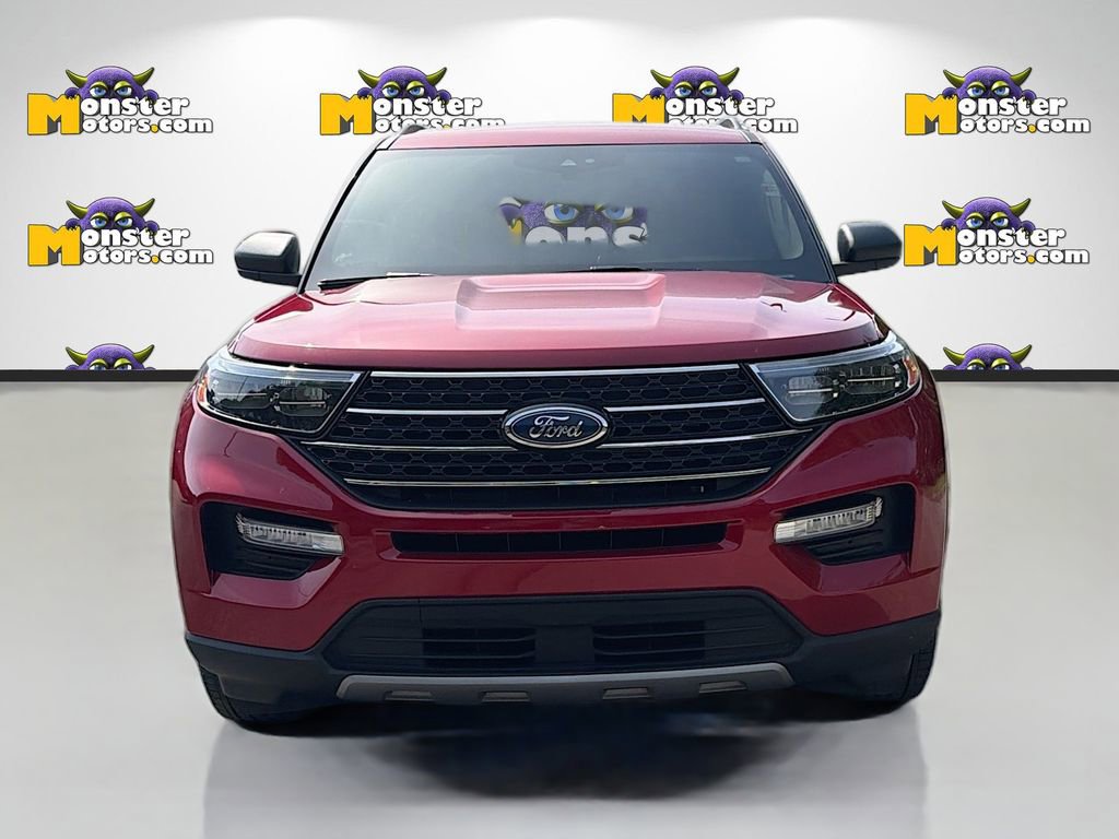 Used 2023 Ford Explorer XLT w/ Equipment Group 202A AWD/4WD image 36