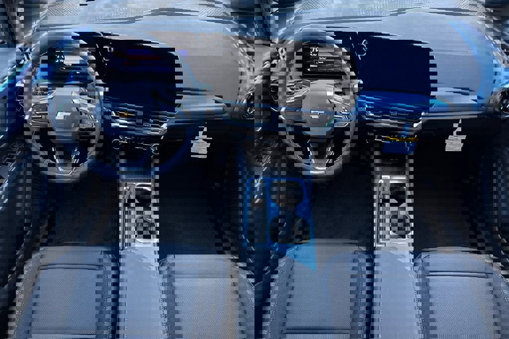 New 2026 Chevrolet Equinox EV LT w/ LPO, Blackout Package image 13