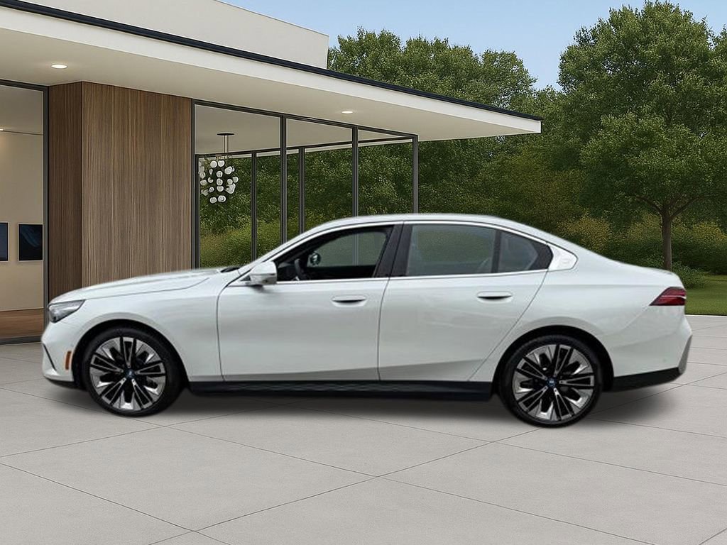 Used 2025 BMW i5 xDrive40 w/ Premium Package AWD/4WD image 13