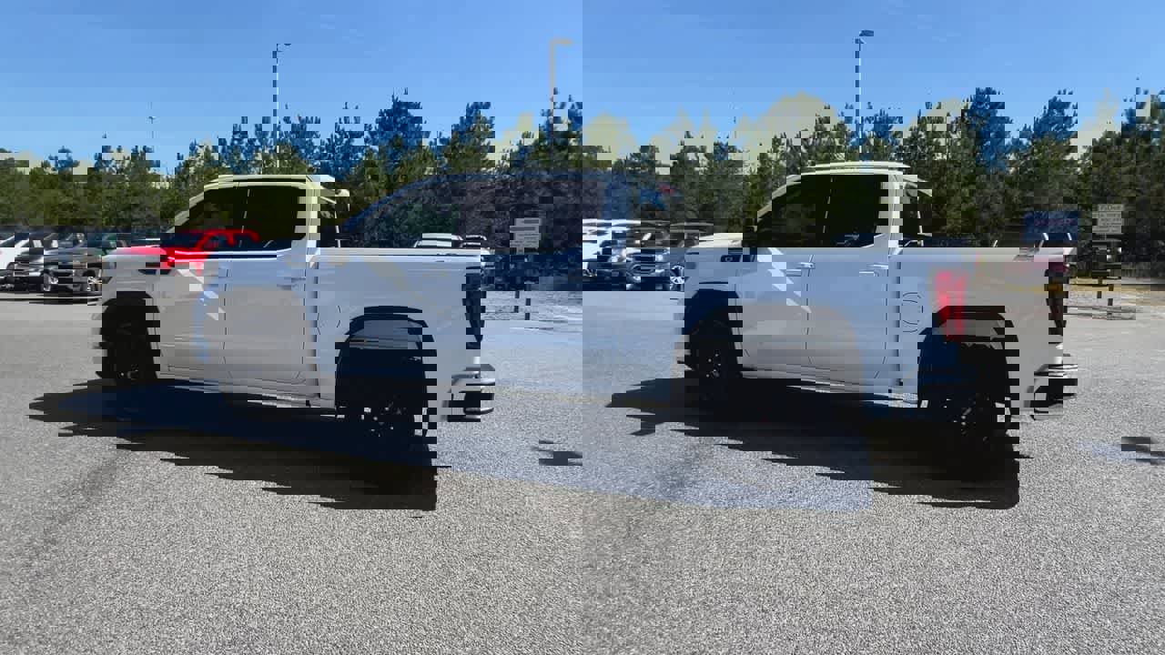 New 2026 GMC Sierra 1500 Elevation image 6