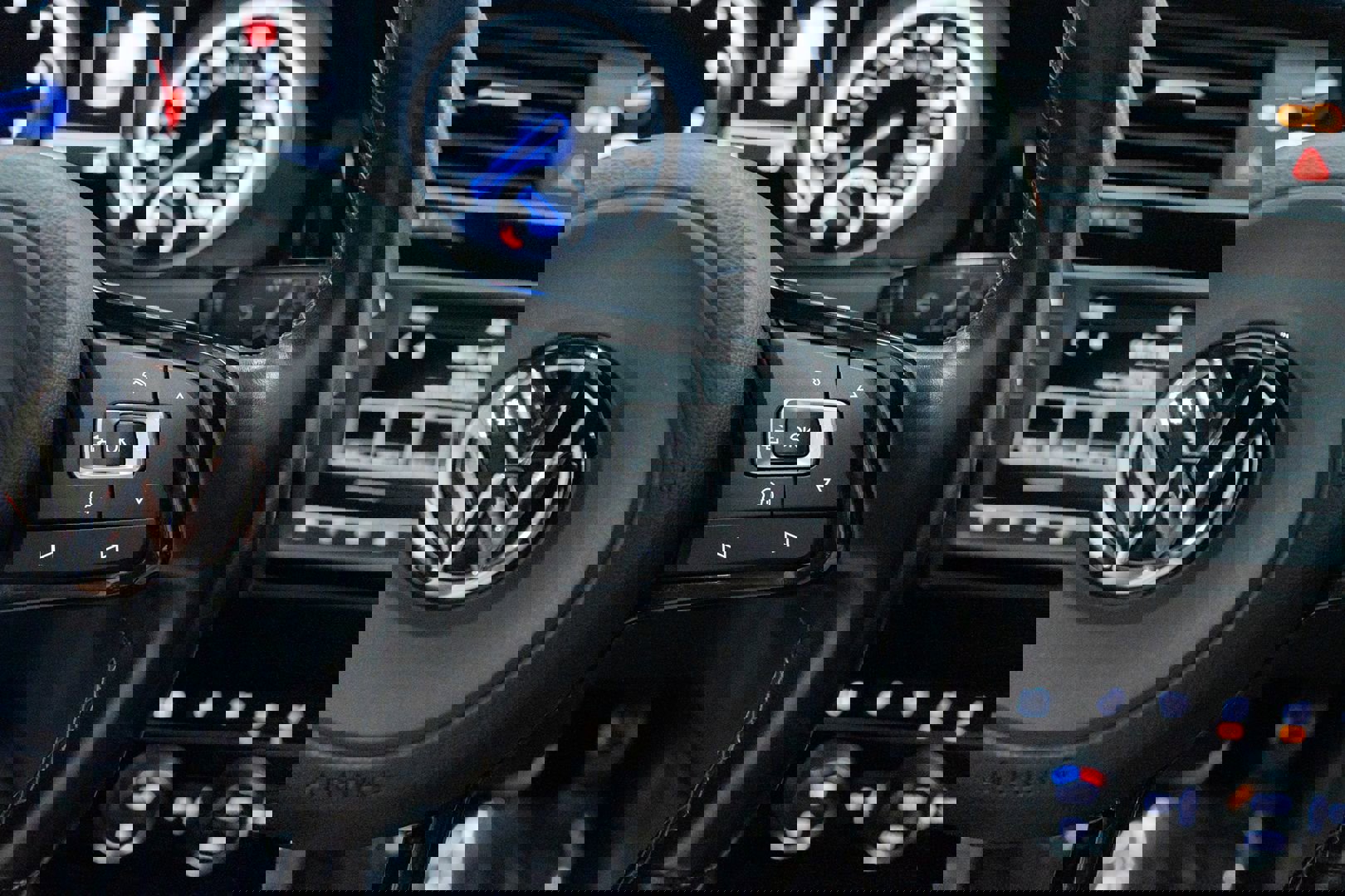 Used 2016 Volkswagen Golf 4-Door image 27