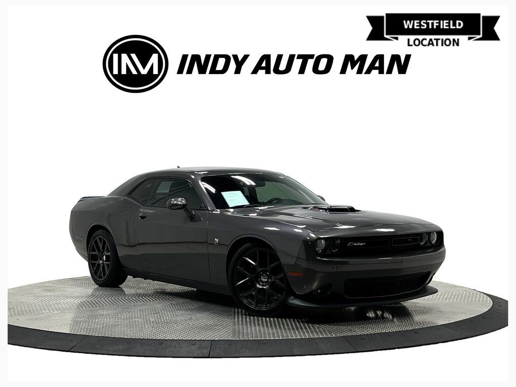 Used 2016 Dodge Challenger R/T Scat Pack RWD image 1