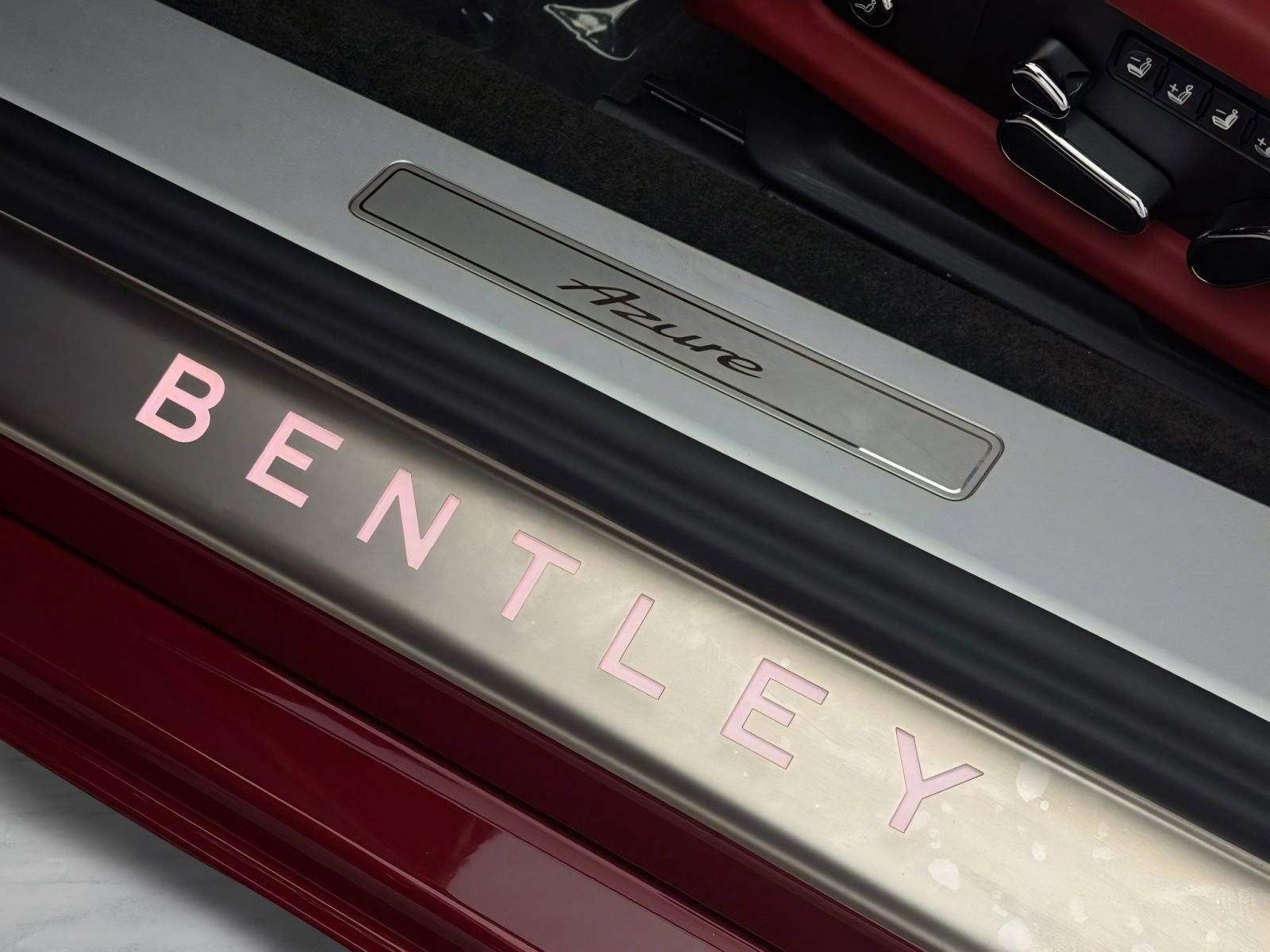 Used 2023 Bentley Continental GT Azure AWD/4WD image 10