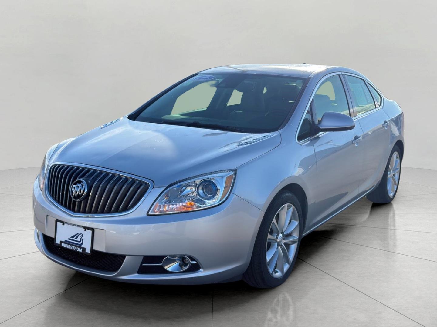 Used 2015 Buick Verano Convenience FWD image 4