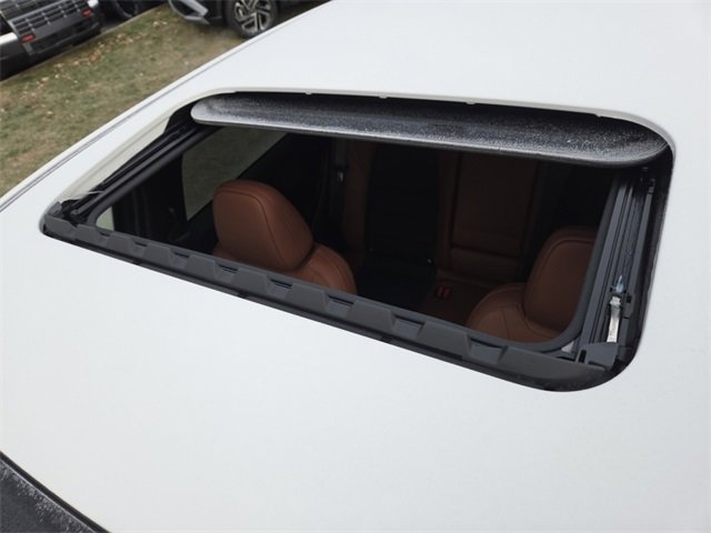 Certified 2025 MAZDA CX-5 Carbon Edition image 3