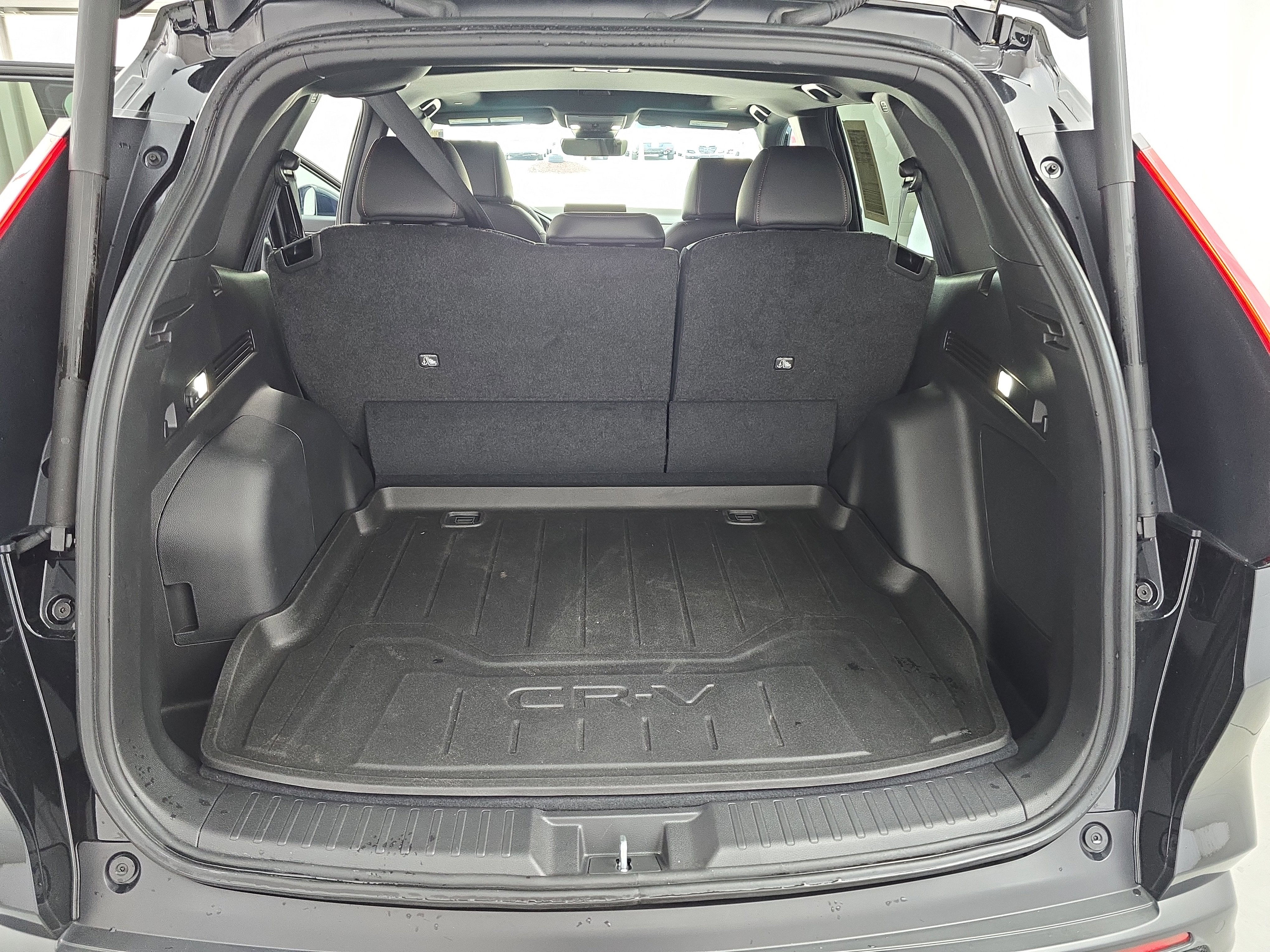 Used 2025 Honda CR-V Sport Touring image 12