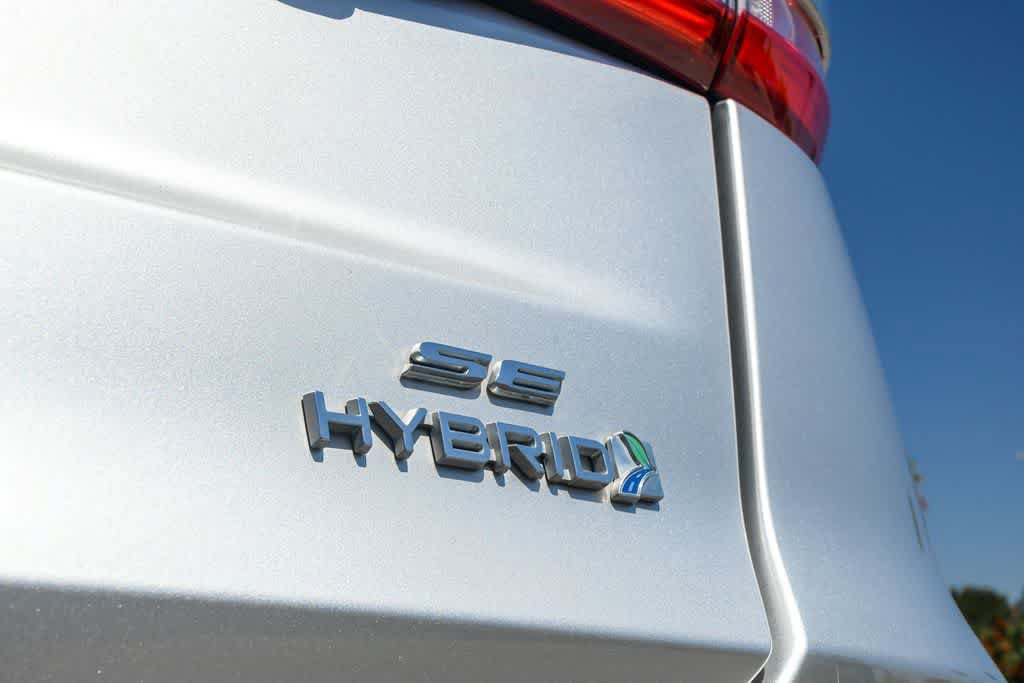 Used 2019 Ford Fusion SE FWD image 27