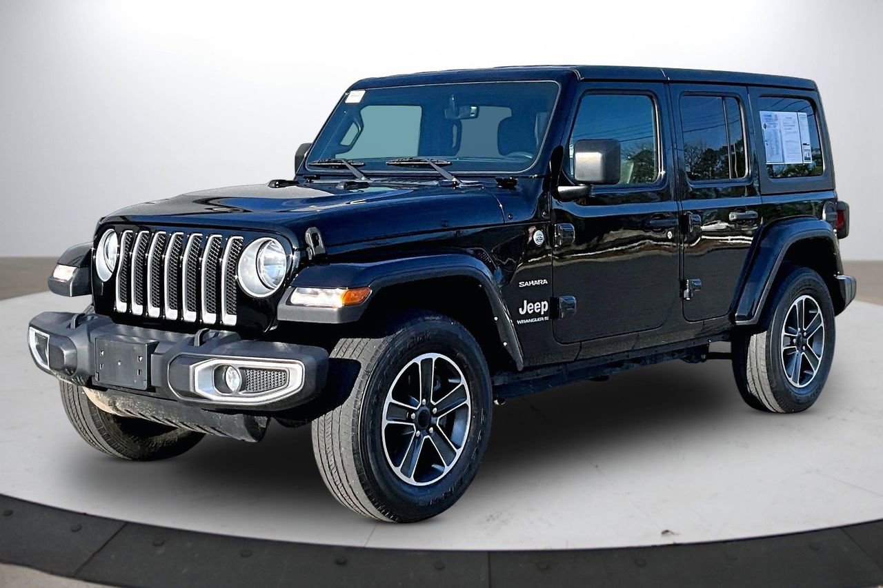 Certified 2023 Jeep Wrangler Sahara w/ Cold Weather Group image 4