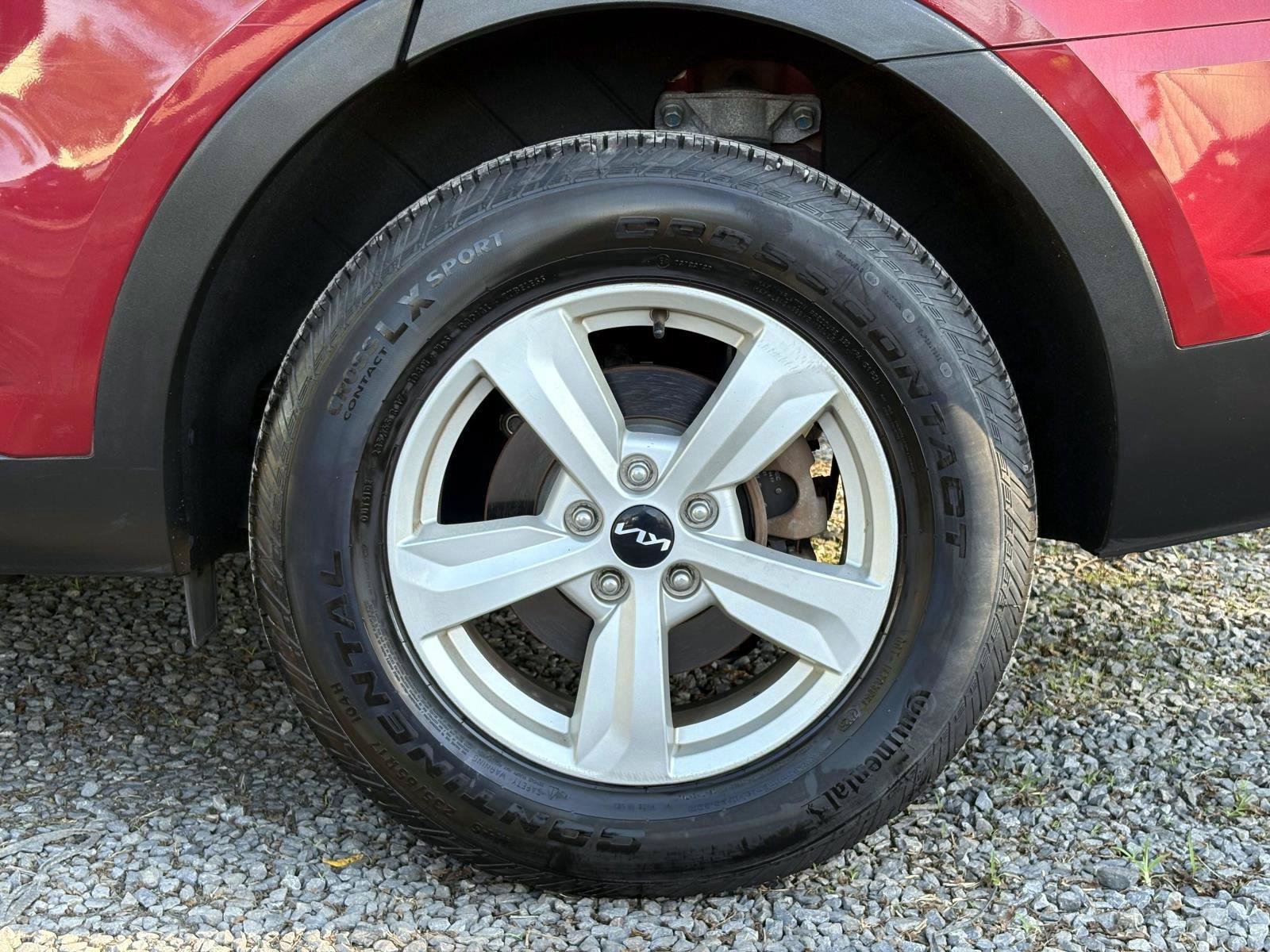 Certified 2022 Kia Sorento LX AWD/4WD image 29
