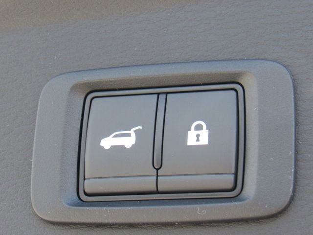 New 2026 Mitsubishi Outlander SE image 6