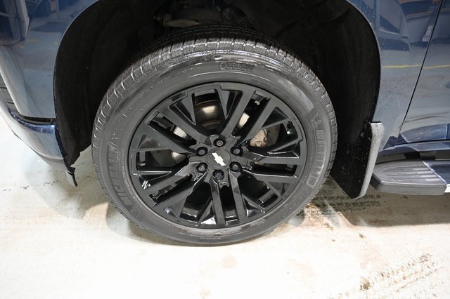 Used 2019 Chevrolet Silverado 1500 High Country w/ Technology Package image 32