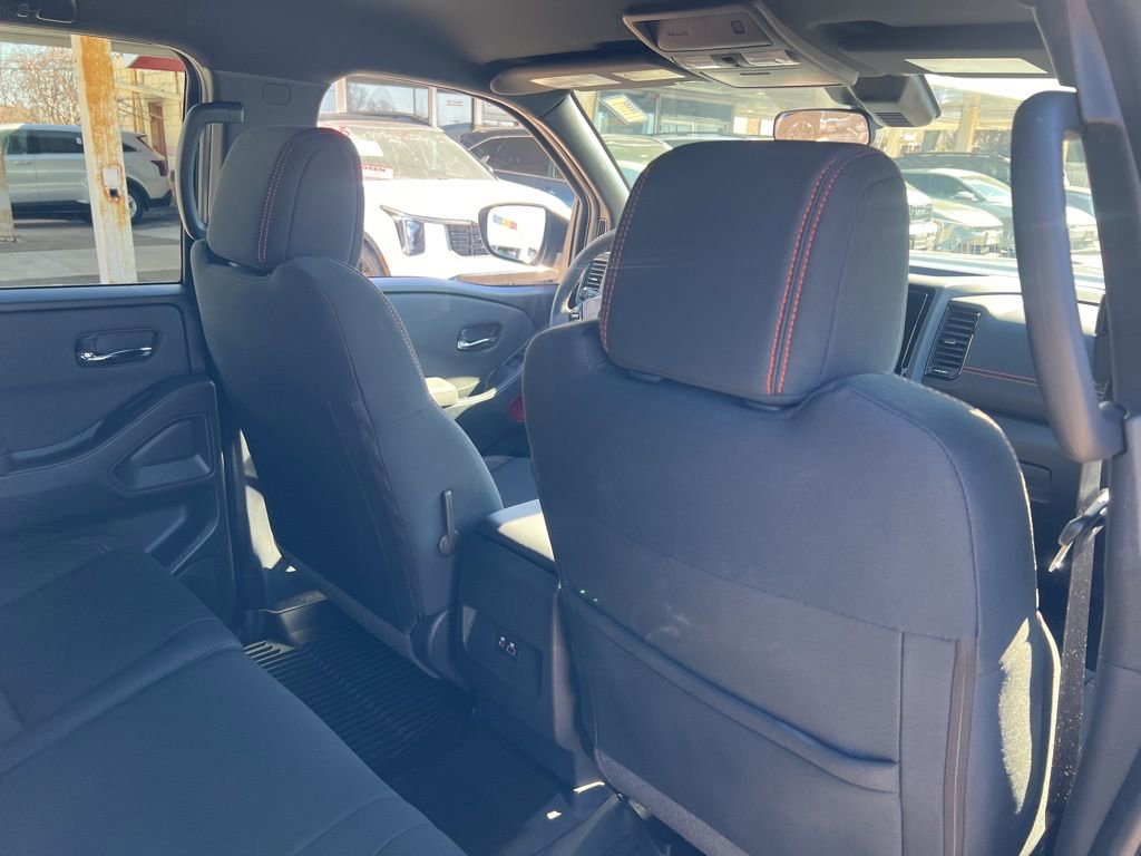 Certified 2024 Nissan Frontier PRO-4X w/ Technology Package image 13