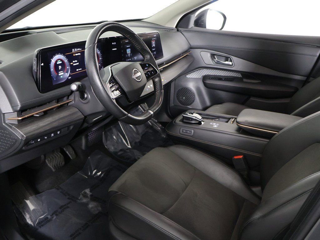 Used 2023 Nissan Ariya FWD image 26