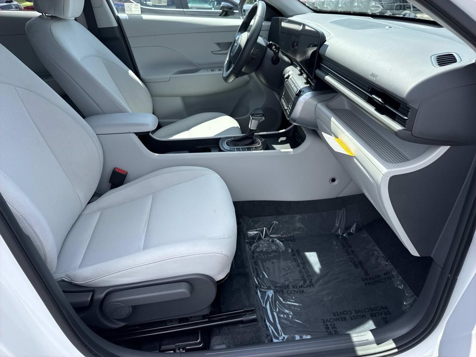 Used 2025 Hyundai Kona SEL AWD/4WD image 25
