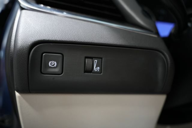 Used 2023 Buick Enclave Essence AWD/4WD image 14
