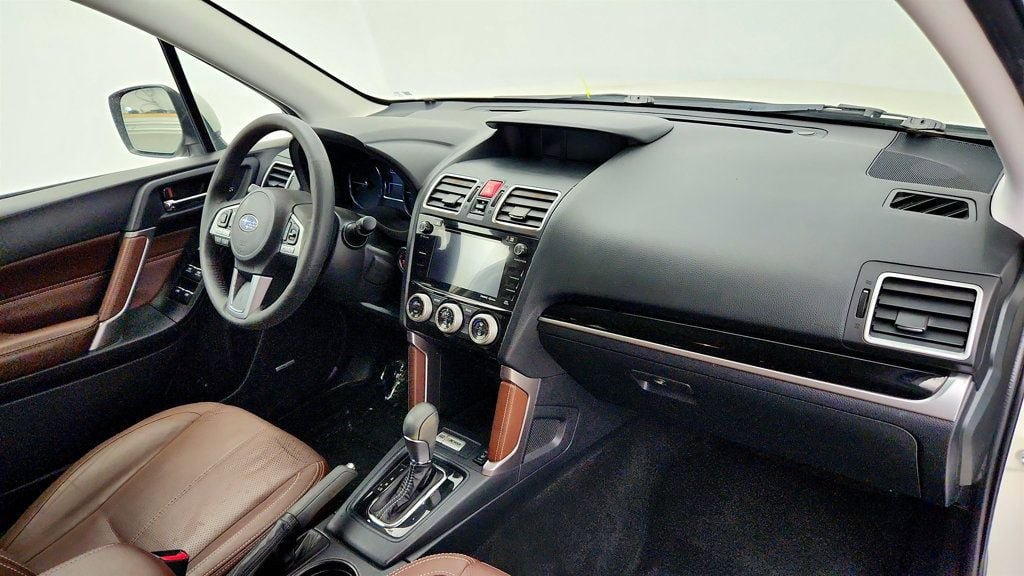 Used 2018 Subaru Forester 2.5i Touring AWD/4WD image 26