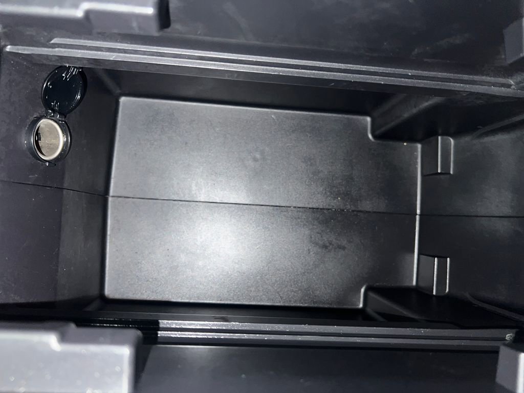 Used 2020 Toyota Highlander XLE image 29