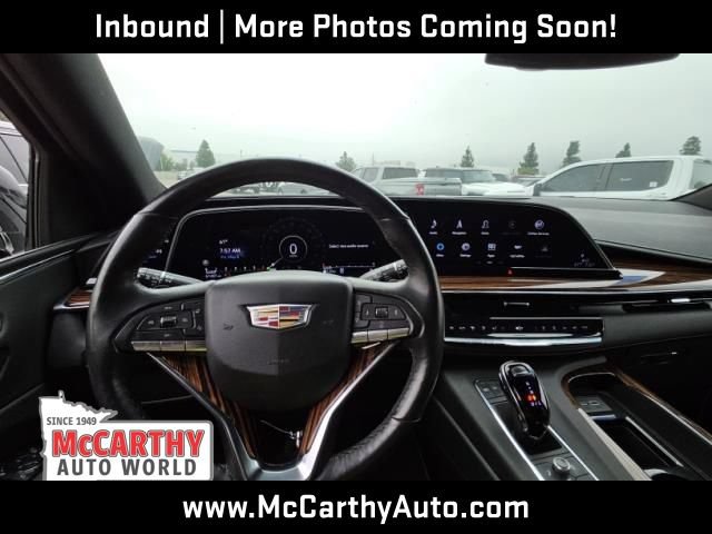 Used 2024 Cadillac Escalade ESV Luxury AWD/4WD image 7
