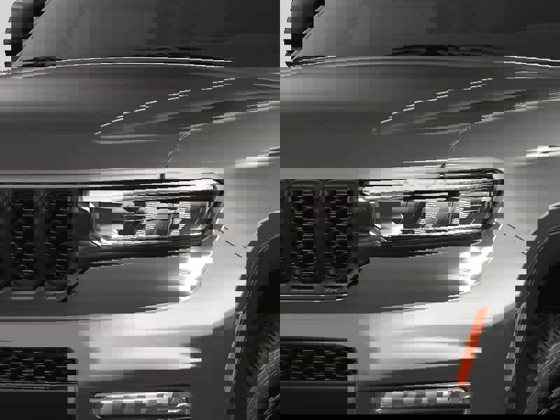 New 2025 Jeep Grand Cherokee L Limited w/ Black Appearance Package image 13