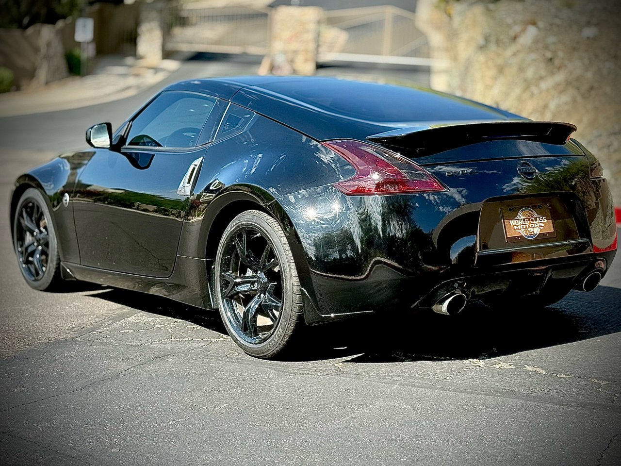 Used 2011 Nissan 370Z Touring w/ Sport Pkg image 6