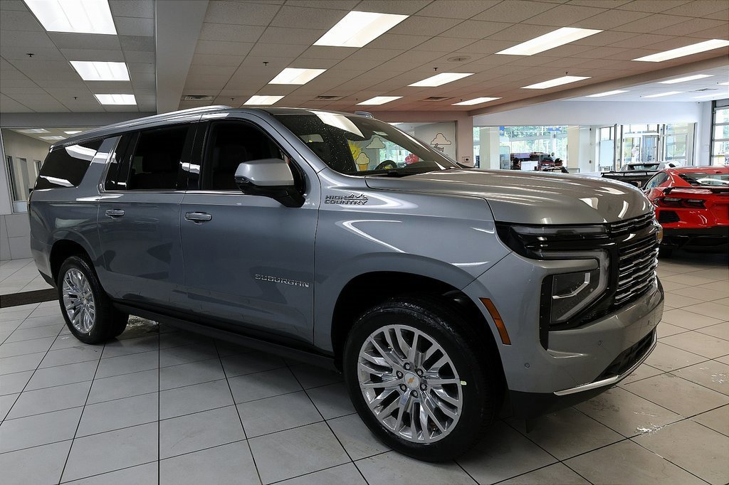 New 2025 Chevrolet Suburban High Country image 7